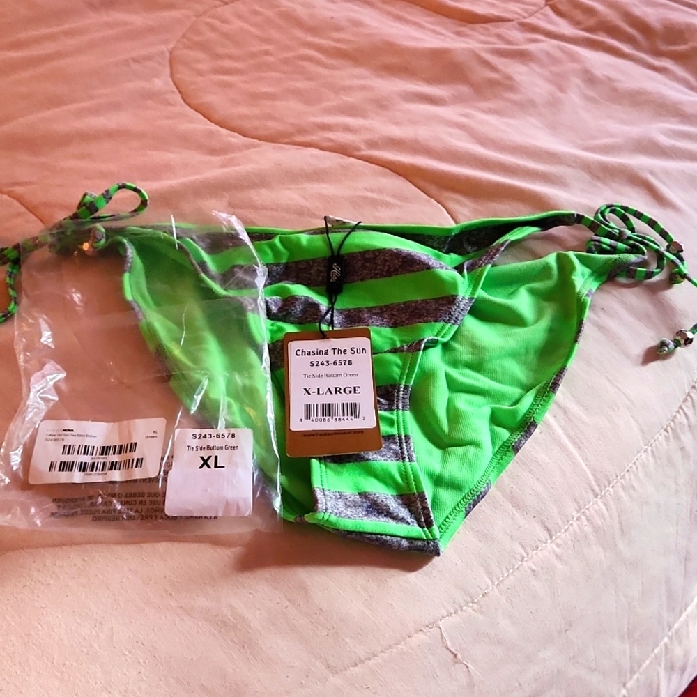 Women's clothing
